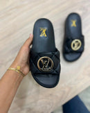 Slide Matelassê Premium — Louis Vuitton